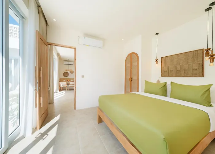 Sira Rosa 2br With Rooftop Oasis Villa