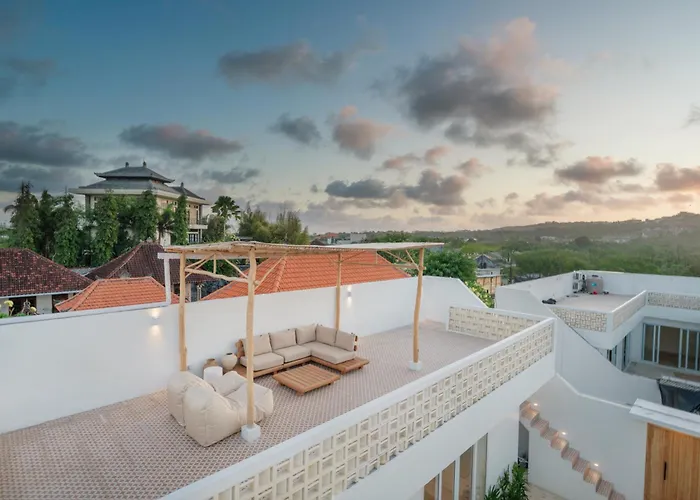 Sira Rosa 2br With Rooftop Oasis Villa Uluwatu (Bali)